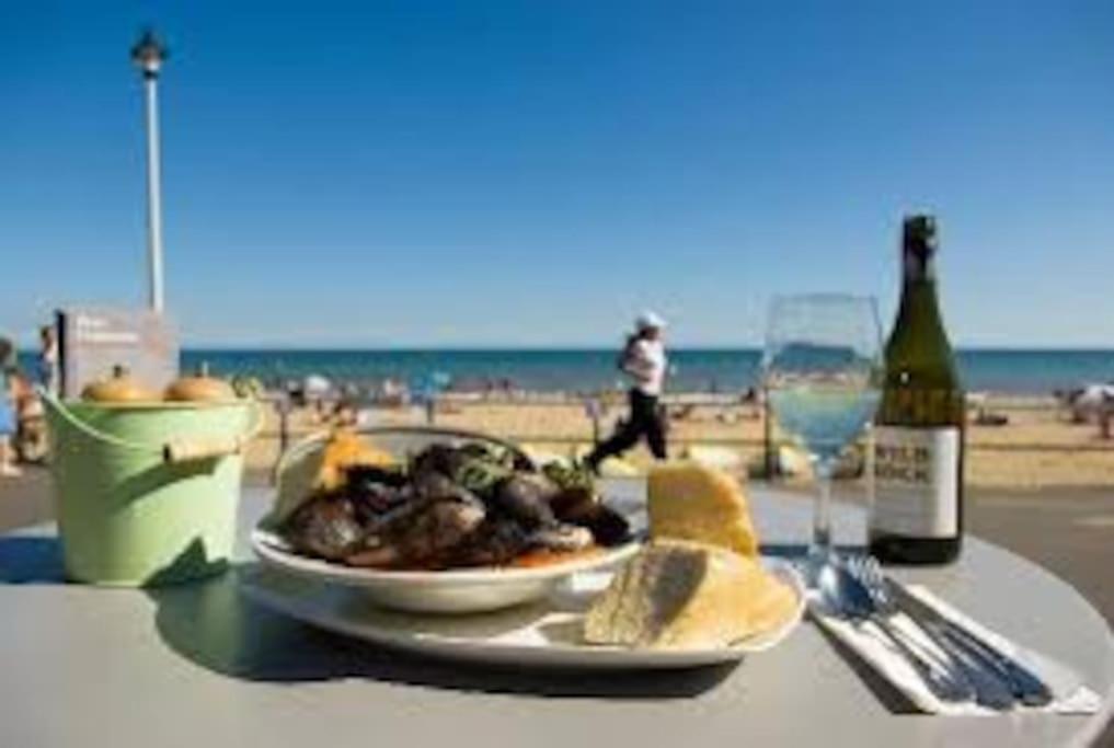 Апартаменты Lovely Central Bournemouth Flat 10 Minute To Beach Экстерьер фото